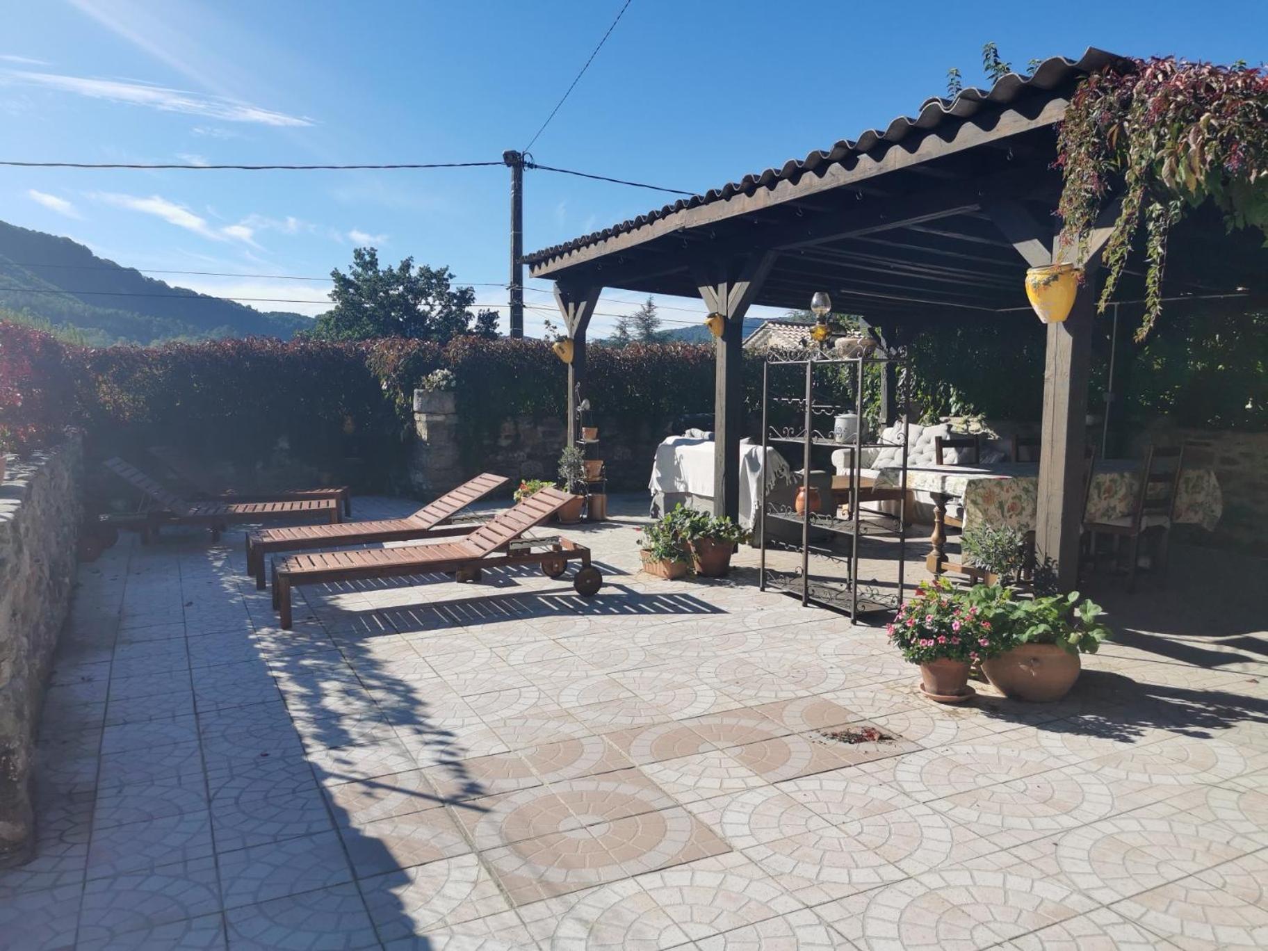 Mes Maisons Gardoises, Two Gites Sleeping 13 With Two Private Pools, Kids Room, Laundry, Disco, Free Wifi, Linen And Dog'S Are Welcome Gagnières Exteriör bild